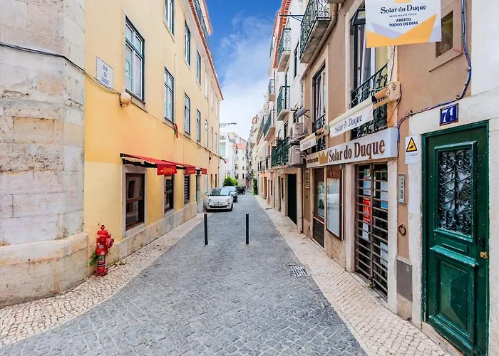 Duque Walk To Rossio & Chiado 리스본